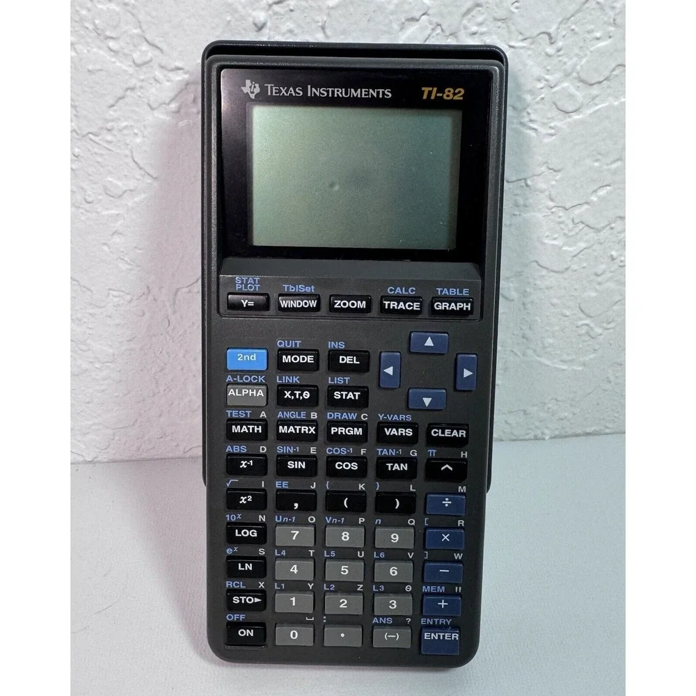 Texas Instruments TI-82 Graphing Calculator w/ cover&early functions in Calculus